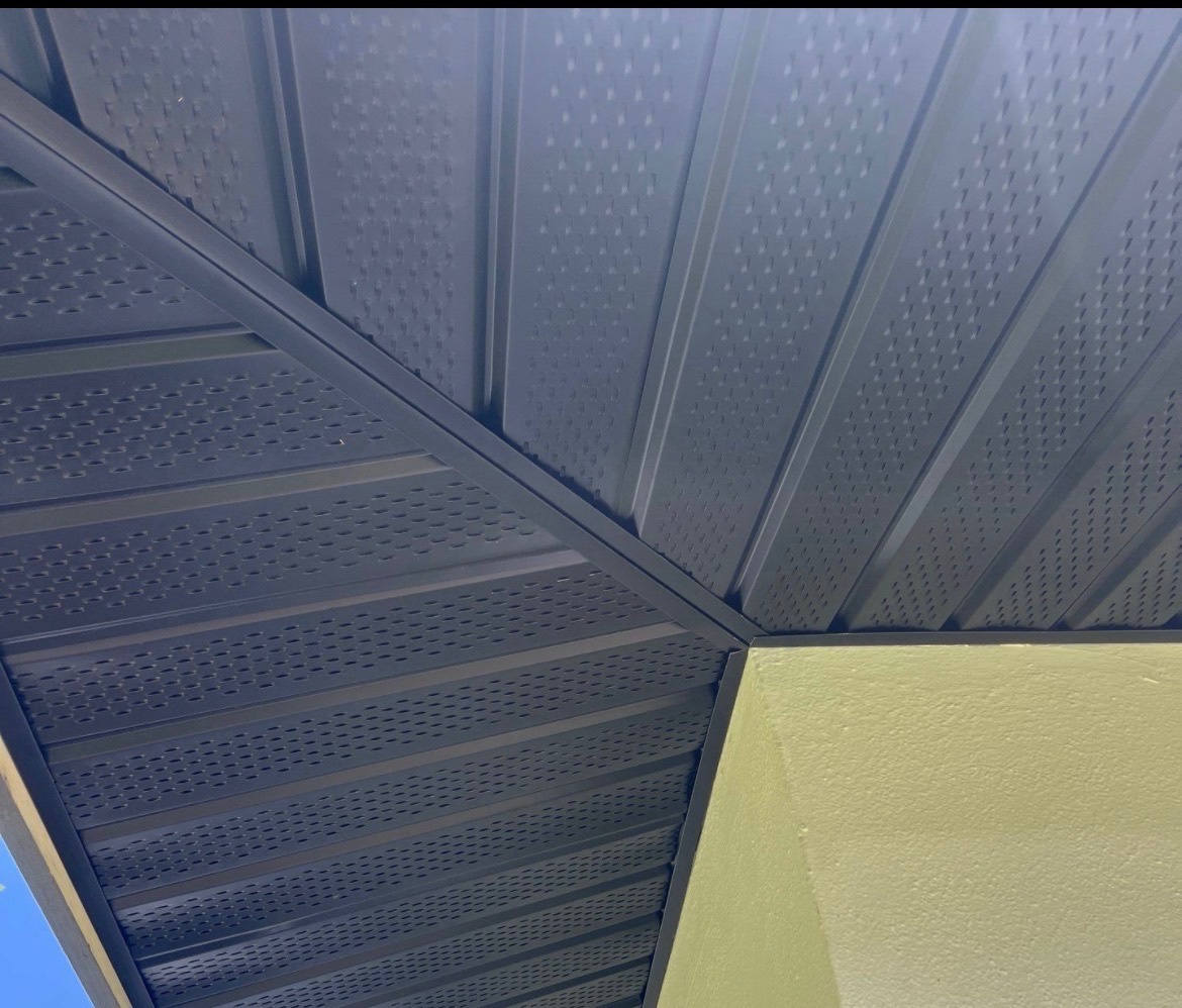 Aluminum Soffit Installation
